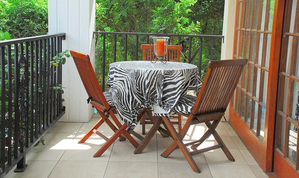 Golf And Garden Guesthouse Somerset West Exteriör bild