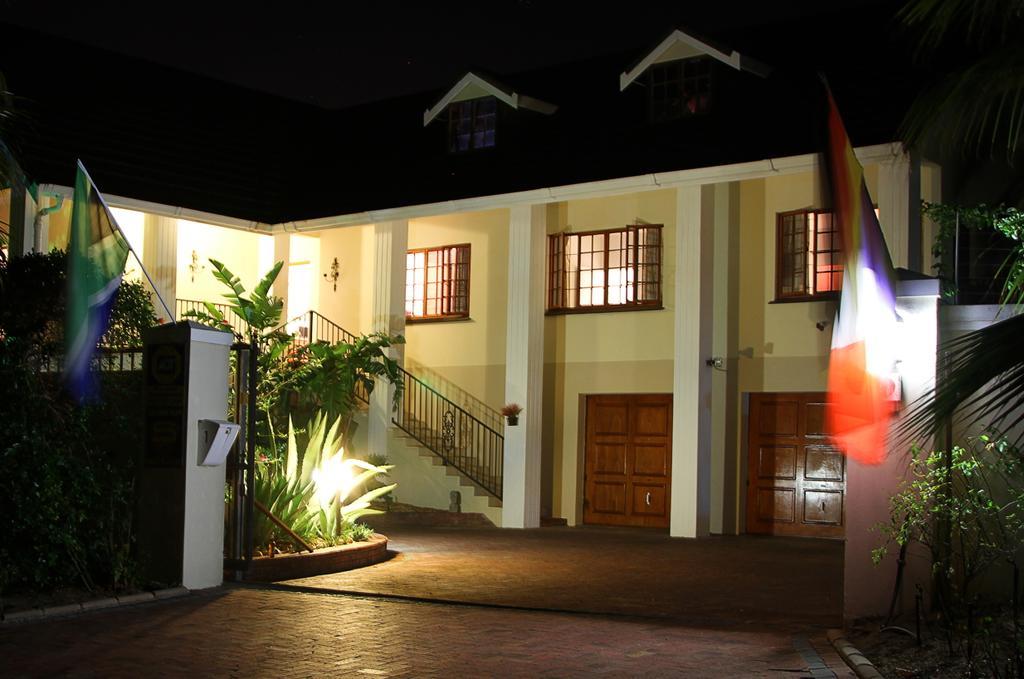 Golf And Garden Guesthouse Somerset West Exteriör bild