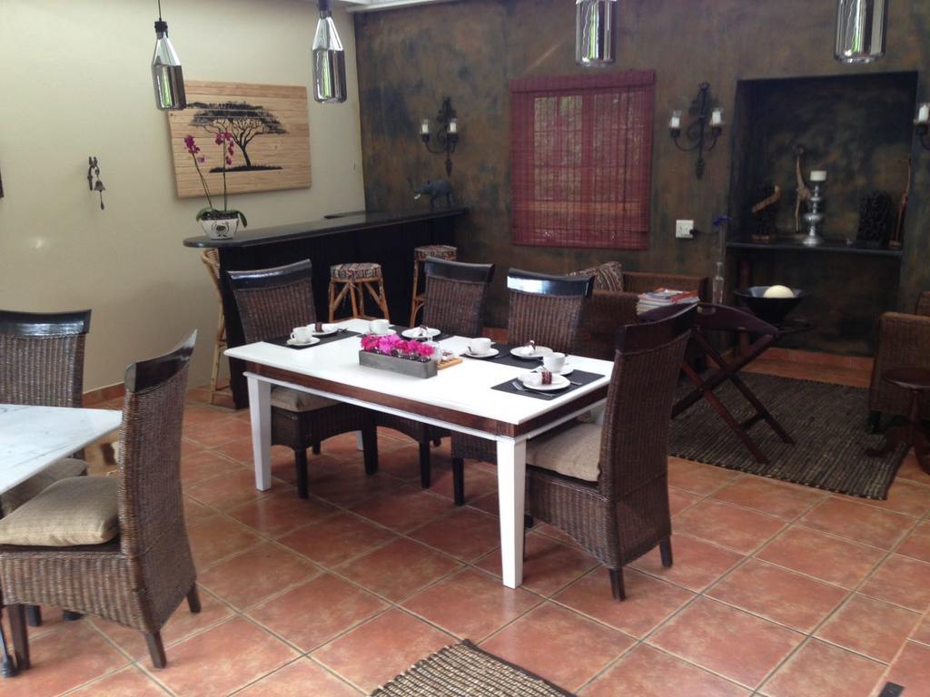 Golf And Garden Guesthouse Somerset West Exteriör bild