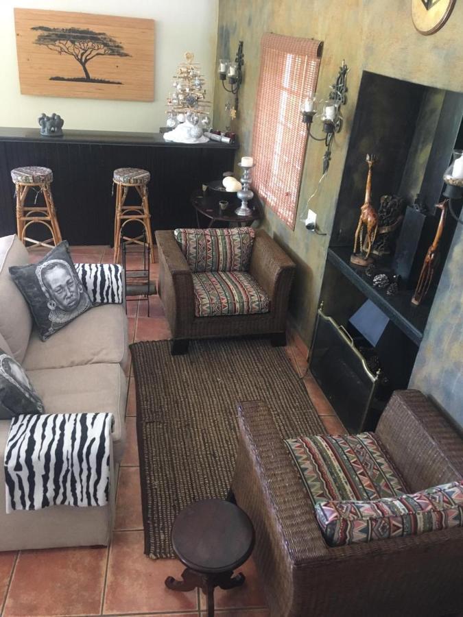 Golf And Garden Guesthouse Somerset West Exteriör bild